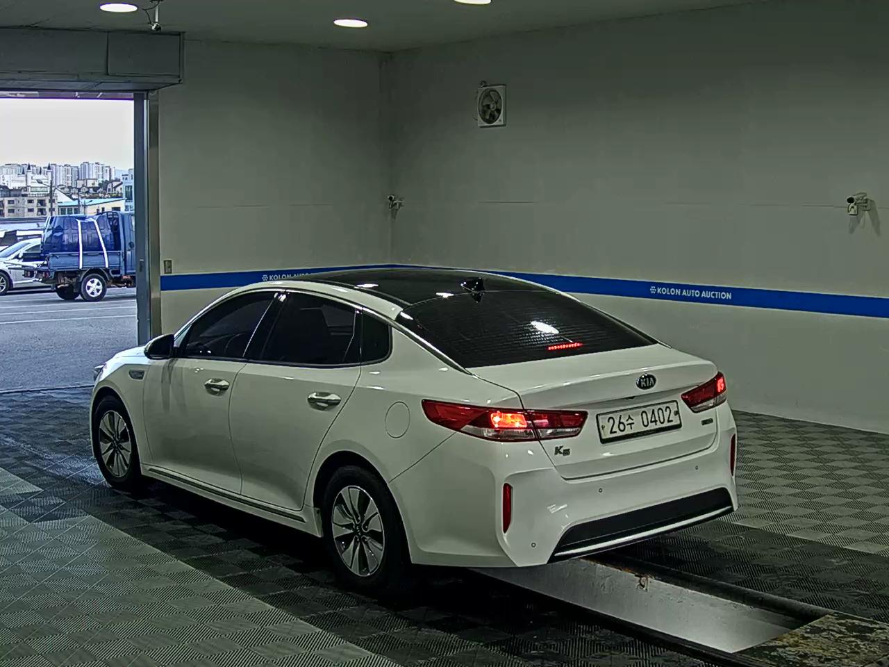 KIA NEW K5 HYBRID NOBLESSE 2017 - zdjęcie 6