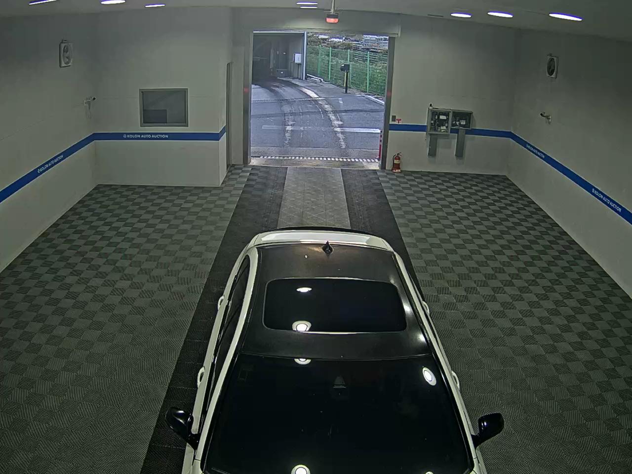BMW 5 SERIES (6TH GEN) 520d xDRIVE M AERODYNAMIC PRO 2016 - zdjęcie 7