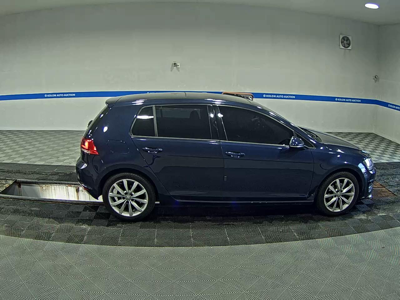 VOLKSWAGEN GOLF (7TH GEN) 2.0 TDI 2016 - zdjęcie 4