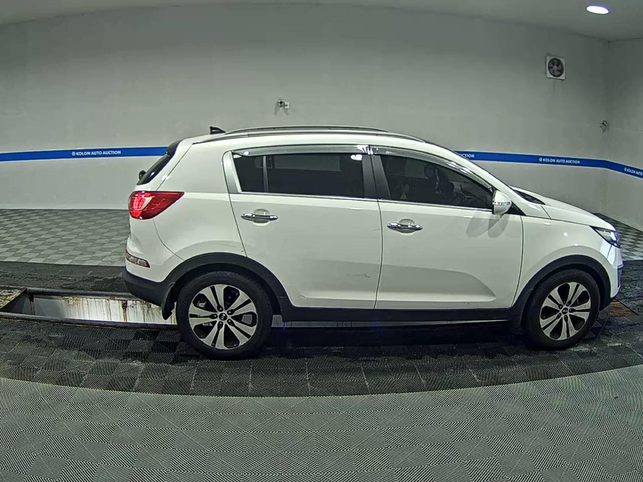 KIA SPORTAGE R DIESEL R2.0 2WD TLX PREMIUM 2011 - zdjęcie 4