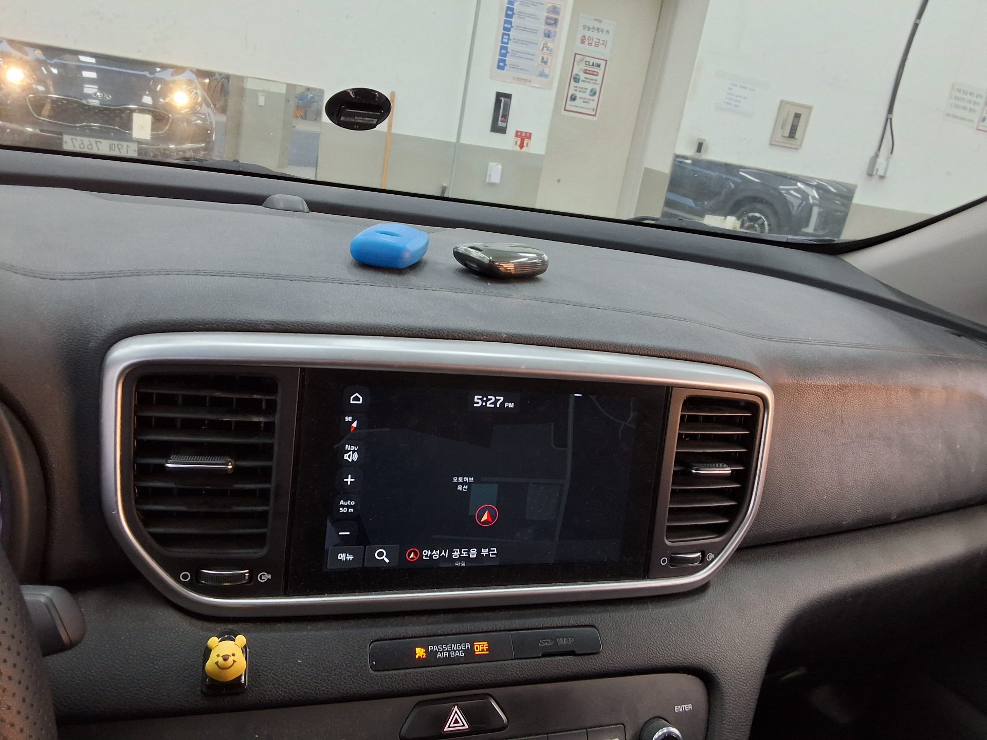 KIA SPORTAGE THE BOLD 1.6 DIESEL 2WD PRESTIGE 2019 - zdjęcie 17