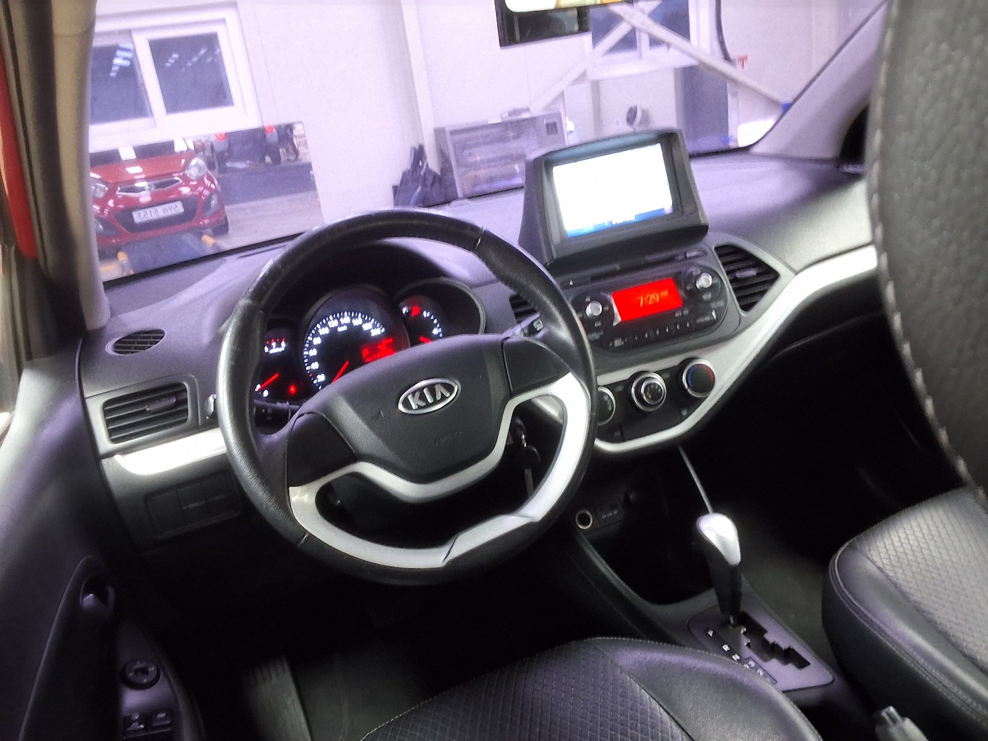 KIA ALL NEW MORNING GASOLINE DELUXE 2012 - zdjęcie 12