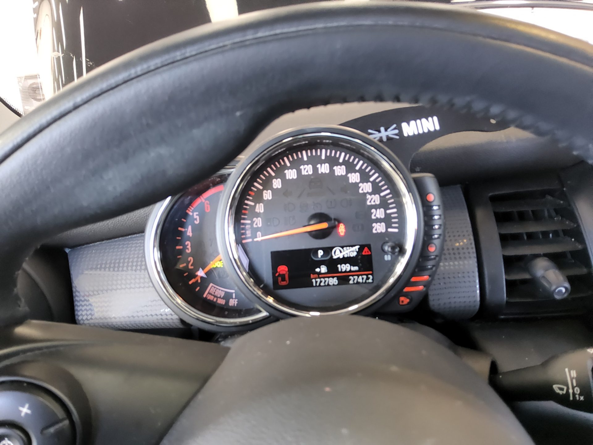 MINI COOPER (3RD GEN) 5-DOOR 1.5 D 2018 - zdjęcie 9