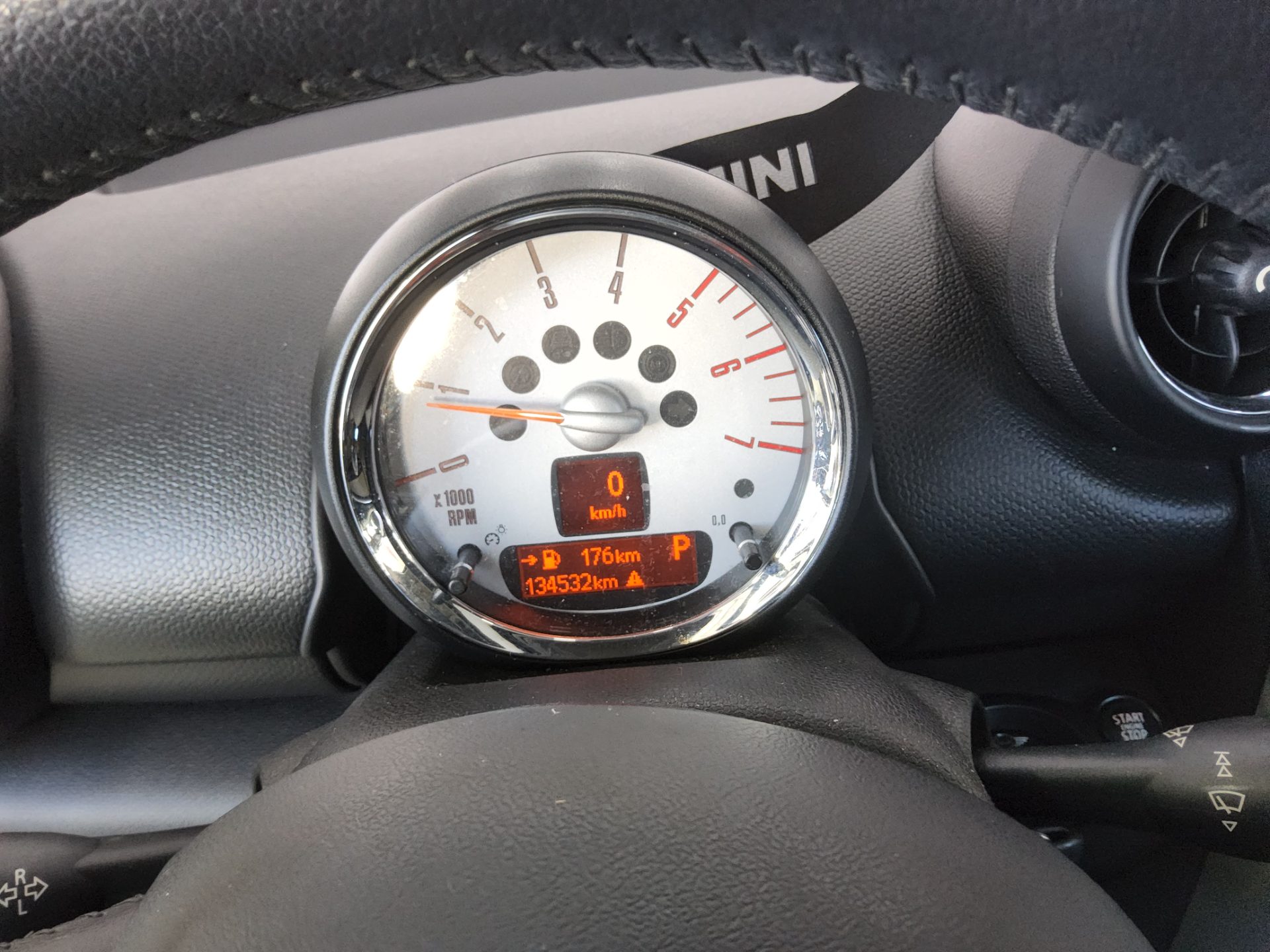 MINI COUNTRYMAN 2.0 D 2014 - zdjęcie 9