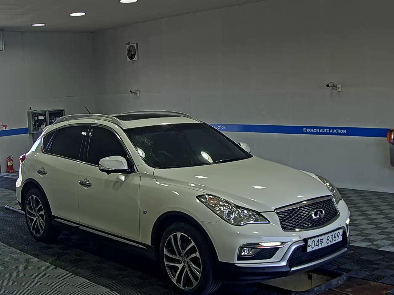 INFINITI QX50 3.7 AWD 2016 - zdjęcie 3