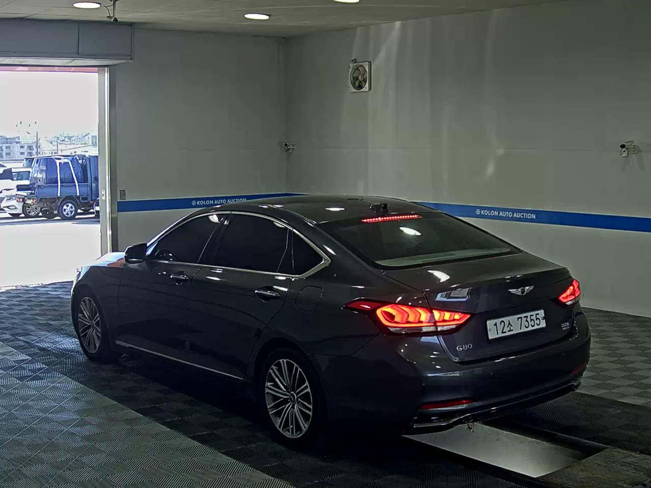 GENESIS G80 2.2 D AWD LUXURY 2019 - zdjęcie 6