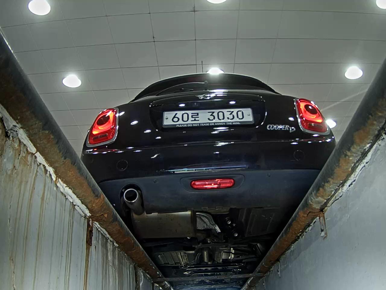 MINI COOPER (3RD GEN) 5-DOOR 1.5 D 2018 - zdjęcie 8