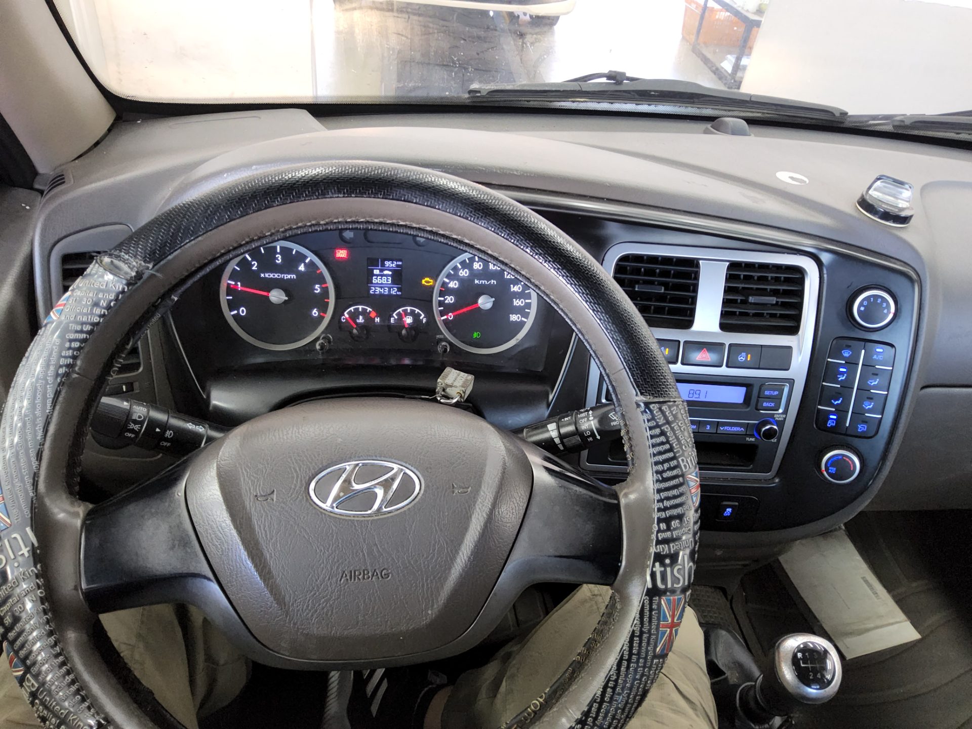 HYUNDAI PORTER II CRDi SUPER CAB EXTRA LONG WHEELBASE SMART 2017 - zdjęcie 15