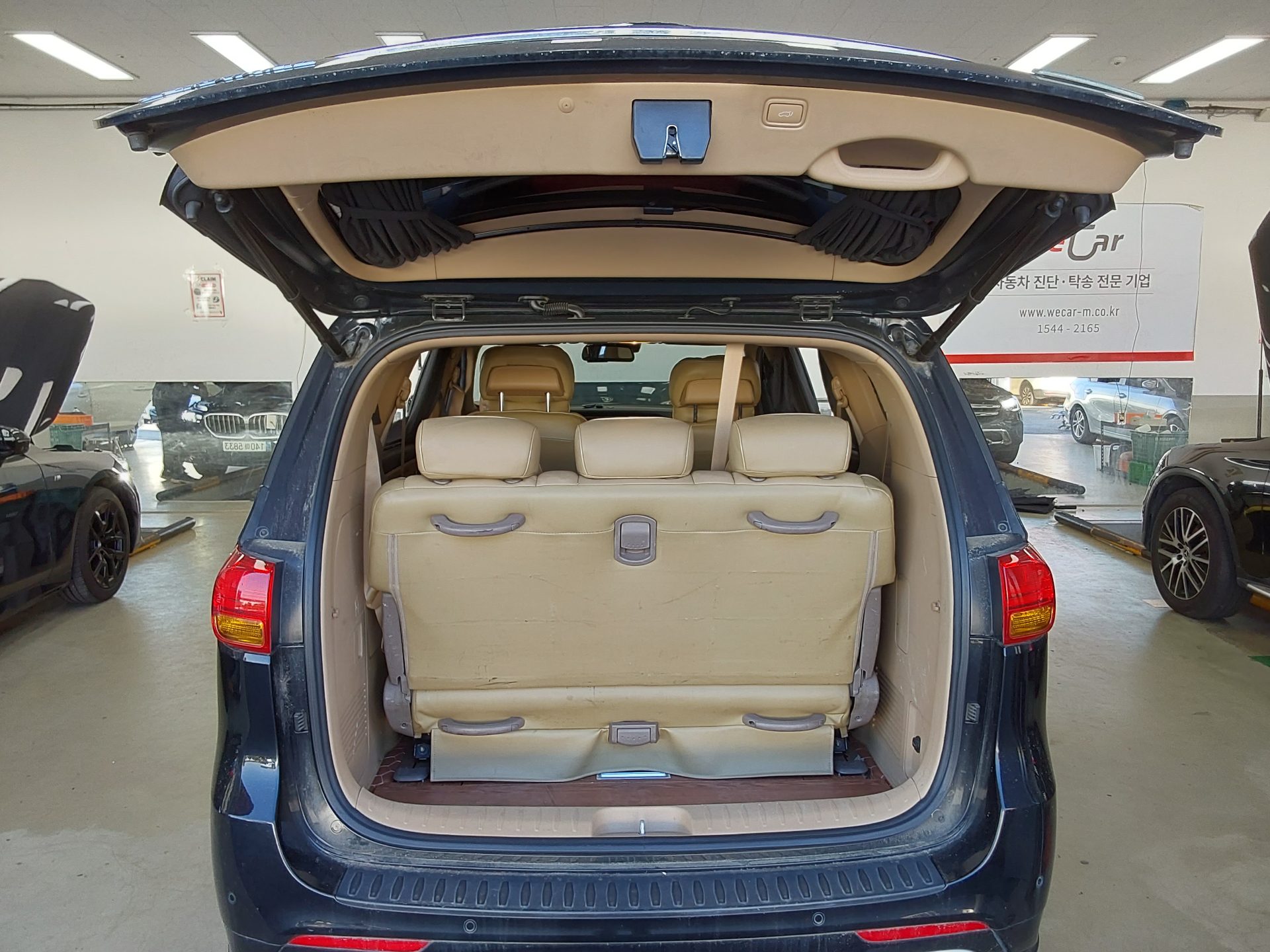KIA ALL NEW CARNIVAL HI-LIMOUSINE GASOLINE 7-SEATER PRESIDENT 2016 - zdjęcie 15