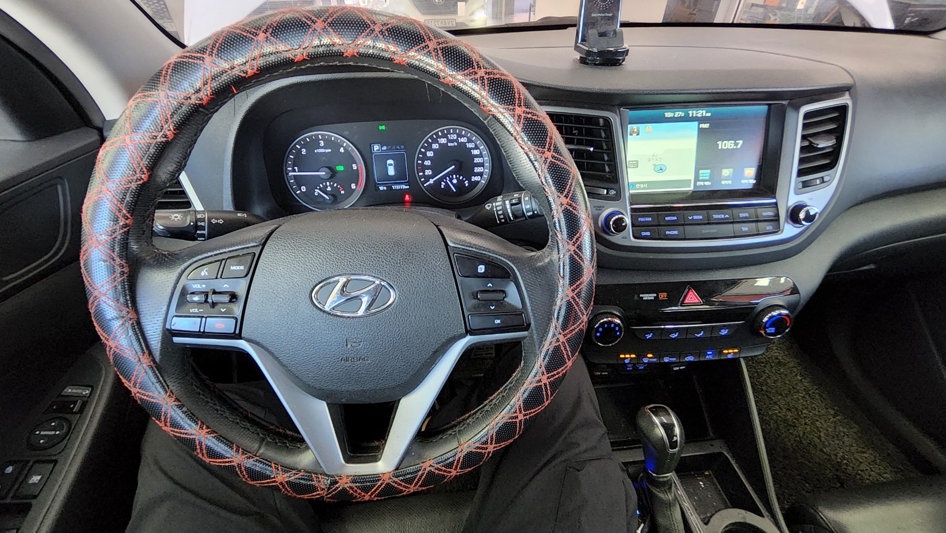 HYUNDAI ALL NEW TUCSON DIESEL 1.7 2WD SMART 2018 - zdjęcie 18