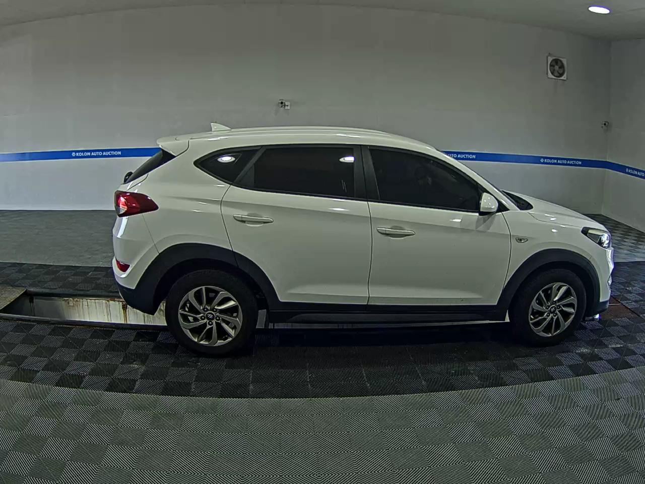 HYUNDAI ALL NEW TUCSON DIESEL R2.0 2WD STYLE 2016 - zdjęcie 4