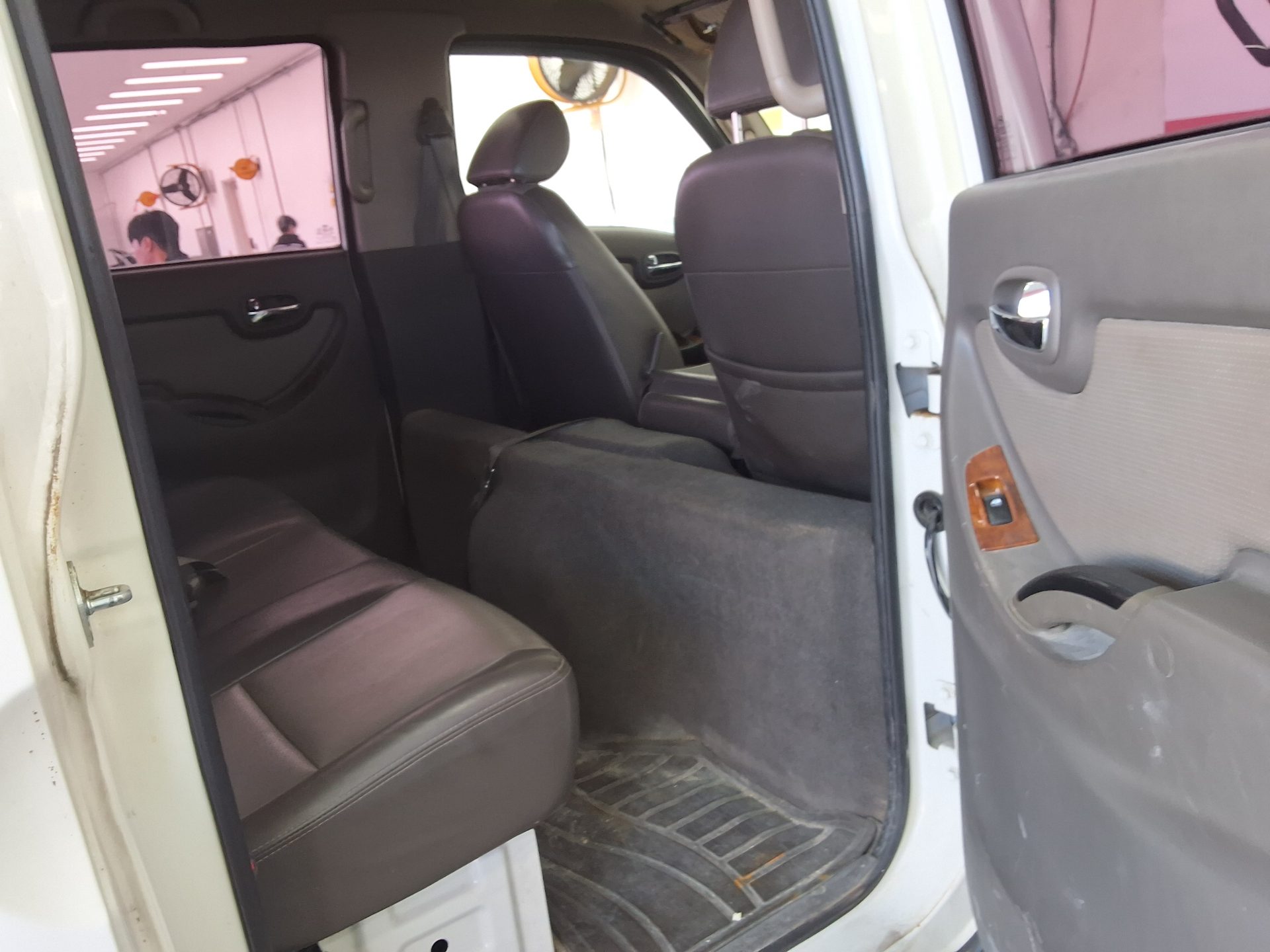 HYUNDAI PORTER II CRDi DOUBLE CAB EXTRA LONG WHEELBASE GOLD 2012 - zdjęcie 13