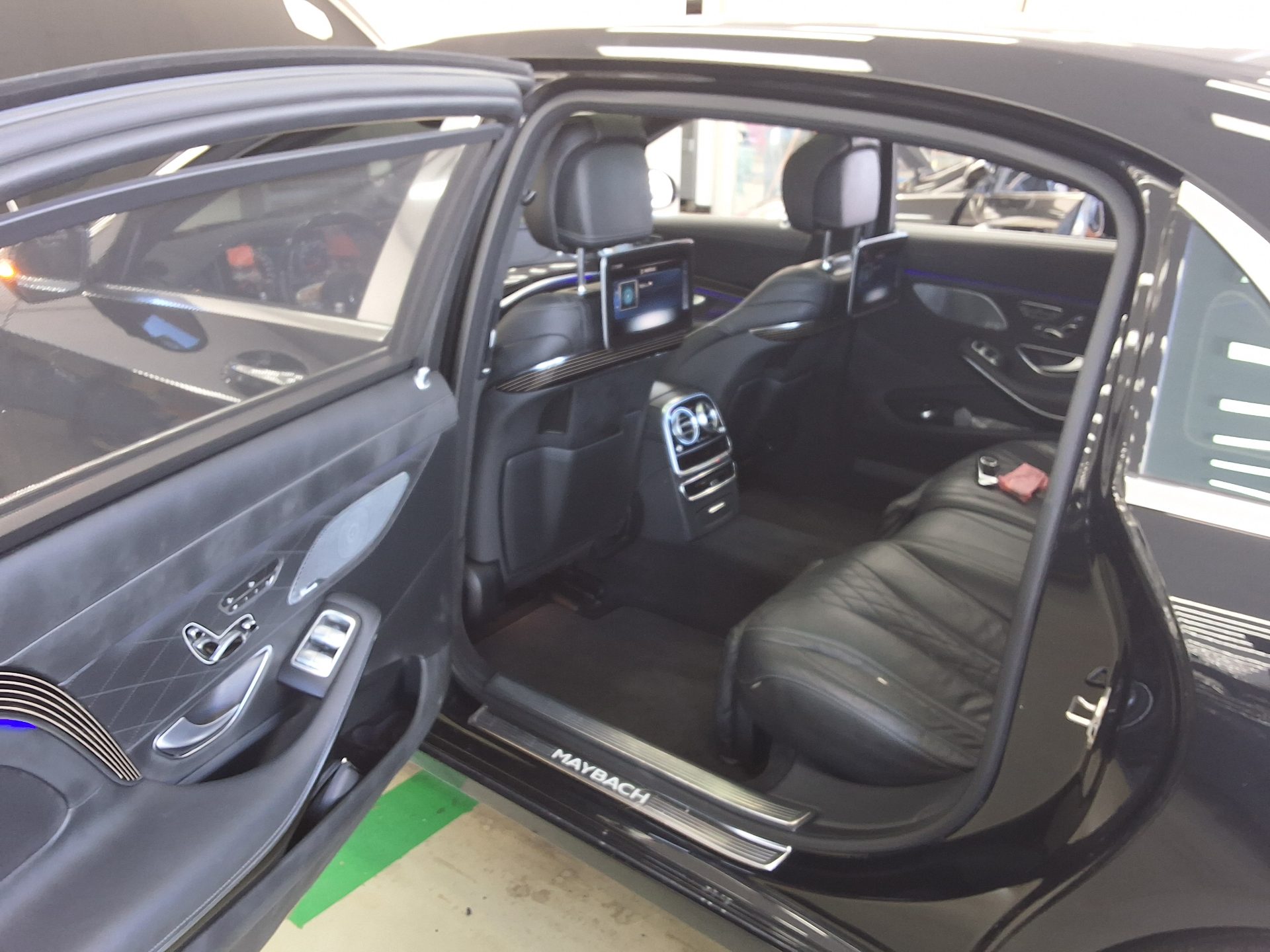 MERCEDES-BENZ S-CLASS (6TH GEN) MAYBACH S560 4MATIC 2019 - zdjęcie 12