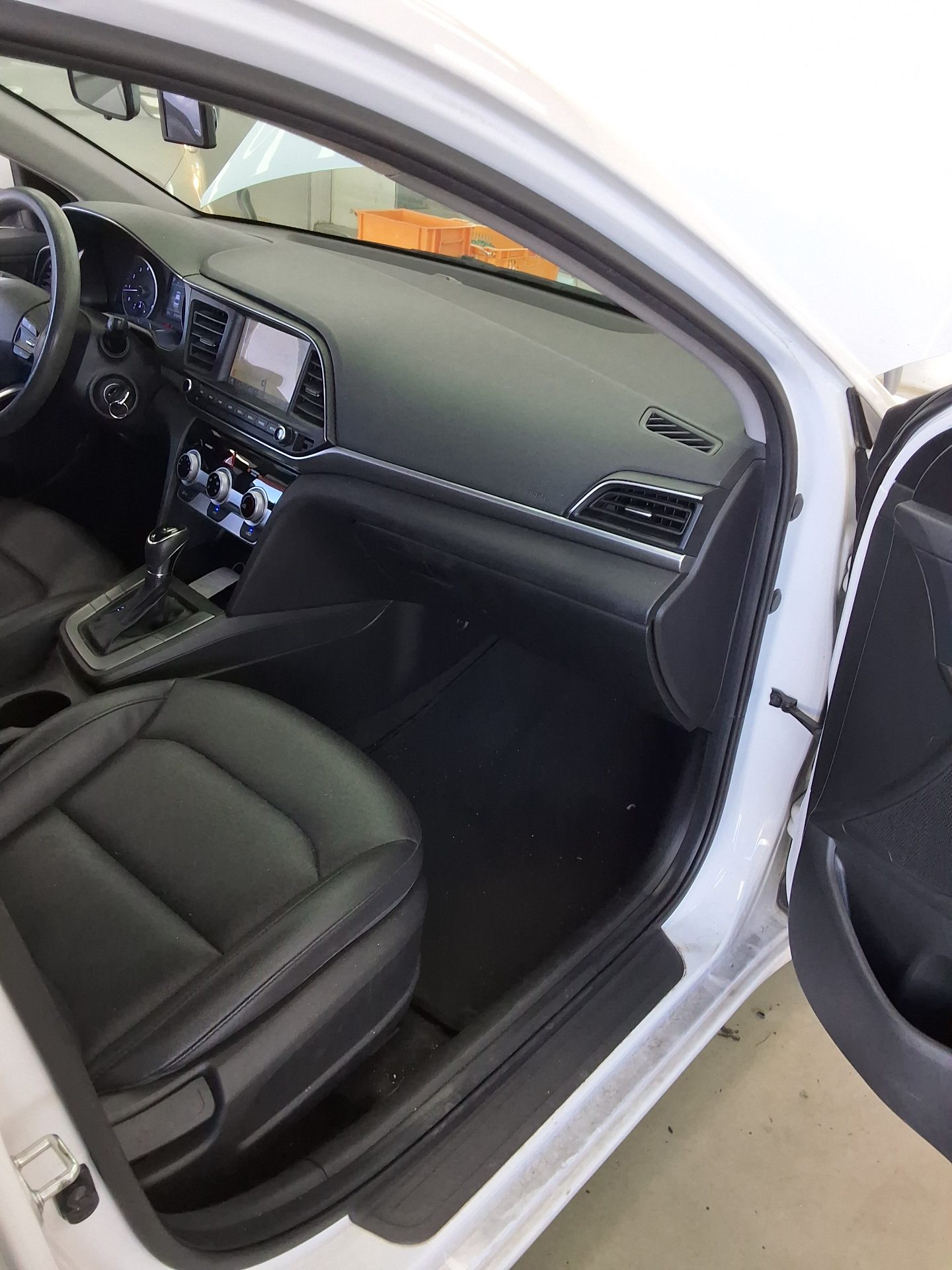 HYUNDAI THE NEW AVANTE AD 1.6 LPI RENTAL CAR STYLE 2020 - zdjęcie 14