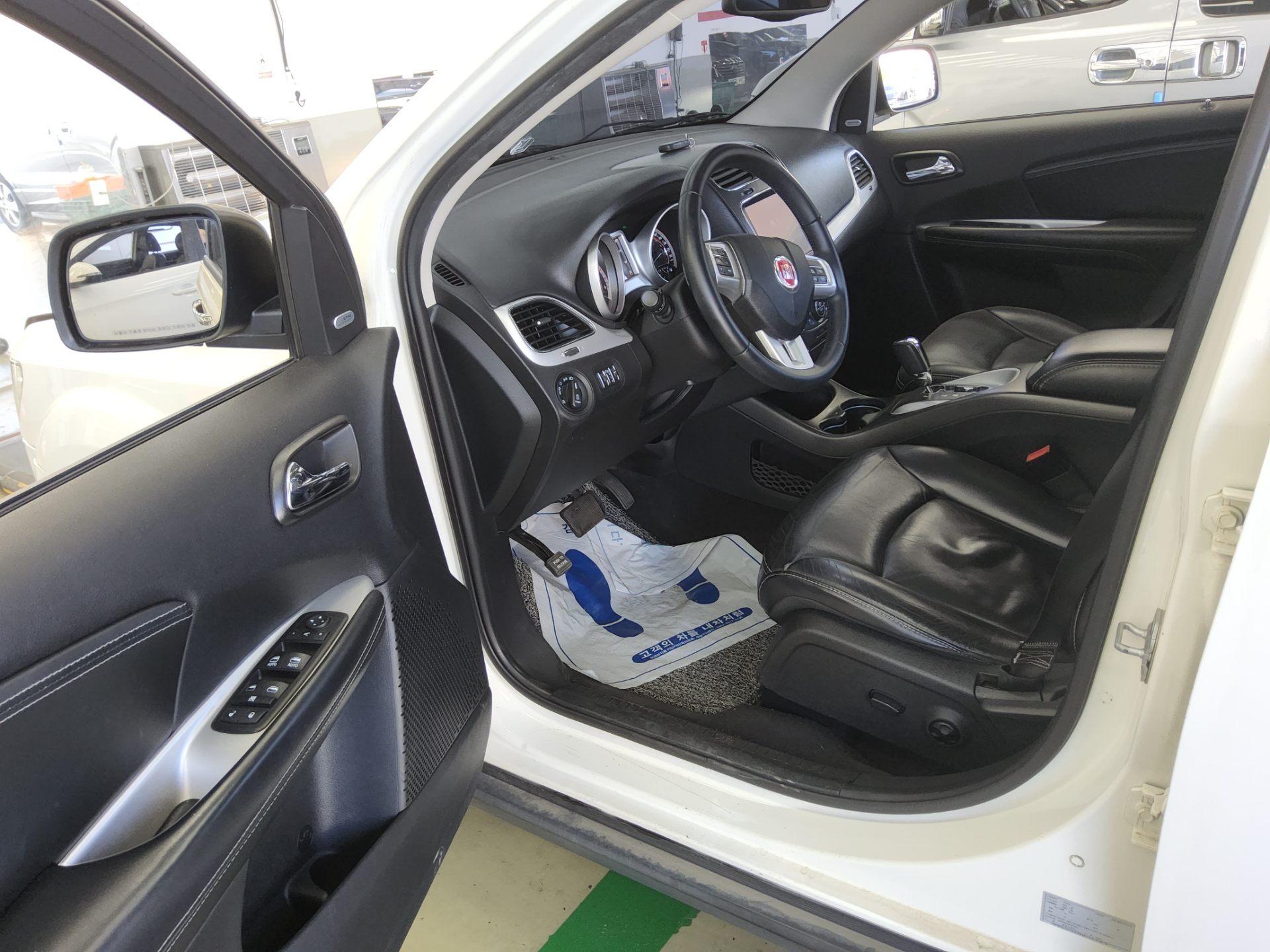 FIAT FREEMONT 2.0 DIESEL AWD 2013 - zdjęcie 10
