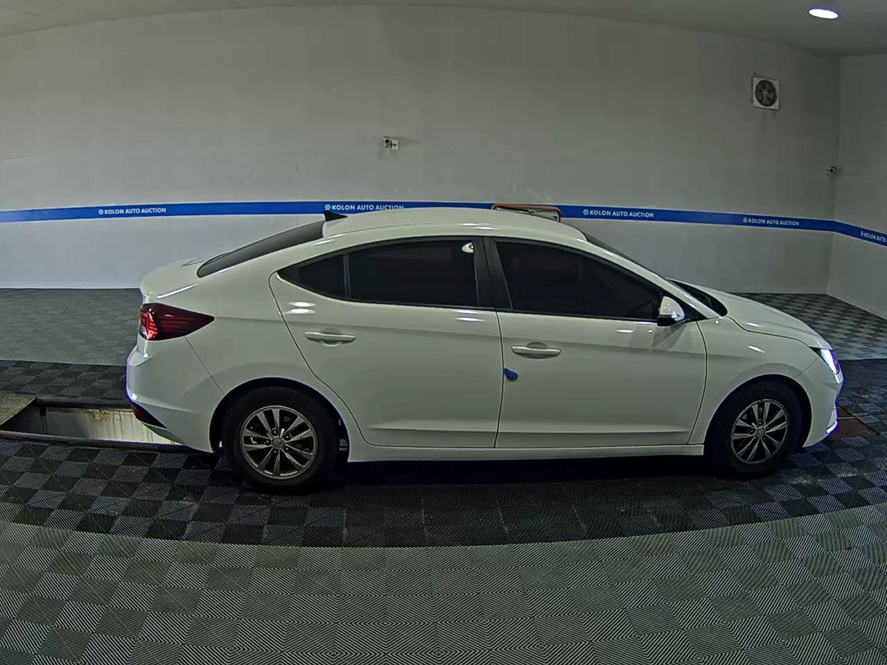 HYUNDAI THE NEW AVANTE AD 1.6 LPI RENTAL CAR STYLE 2020 - zdjęcie 4