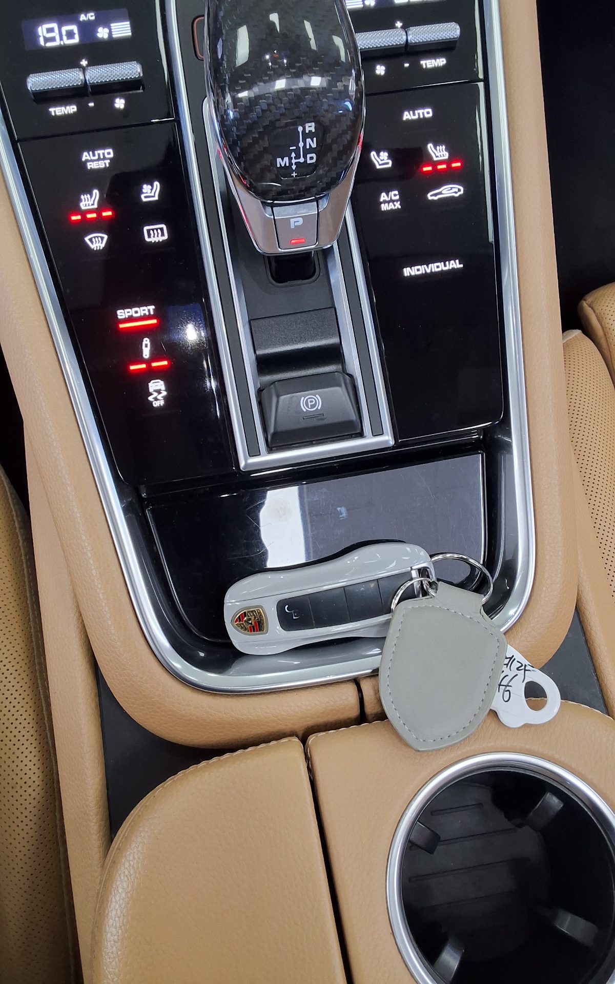 PORSCHE PANAMERA (2ND GEN) 3.0 4 2018 - zdjęcie 20