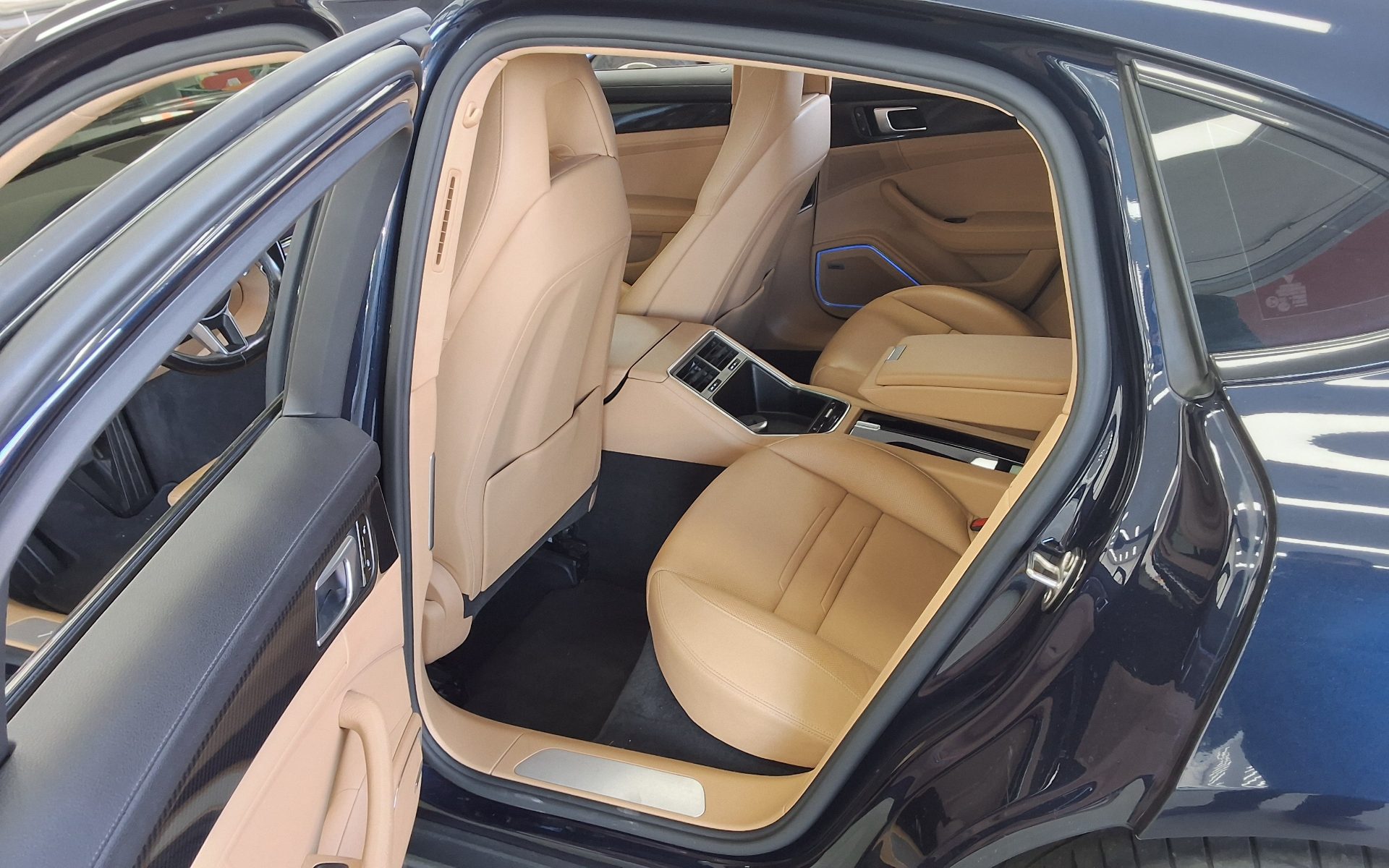 PORSCHE PANAMERA (2ND GEN) 3.0 4 2018 - zdjęcie 12