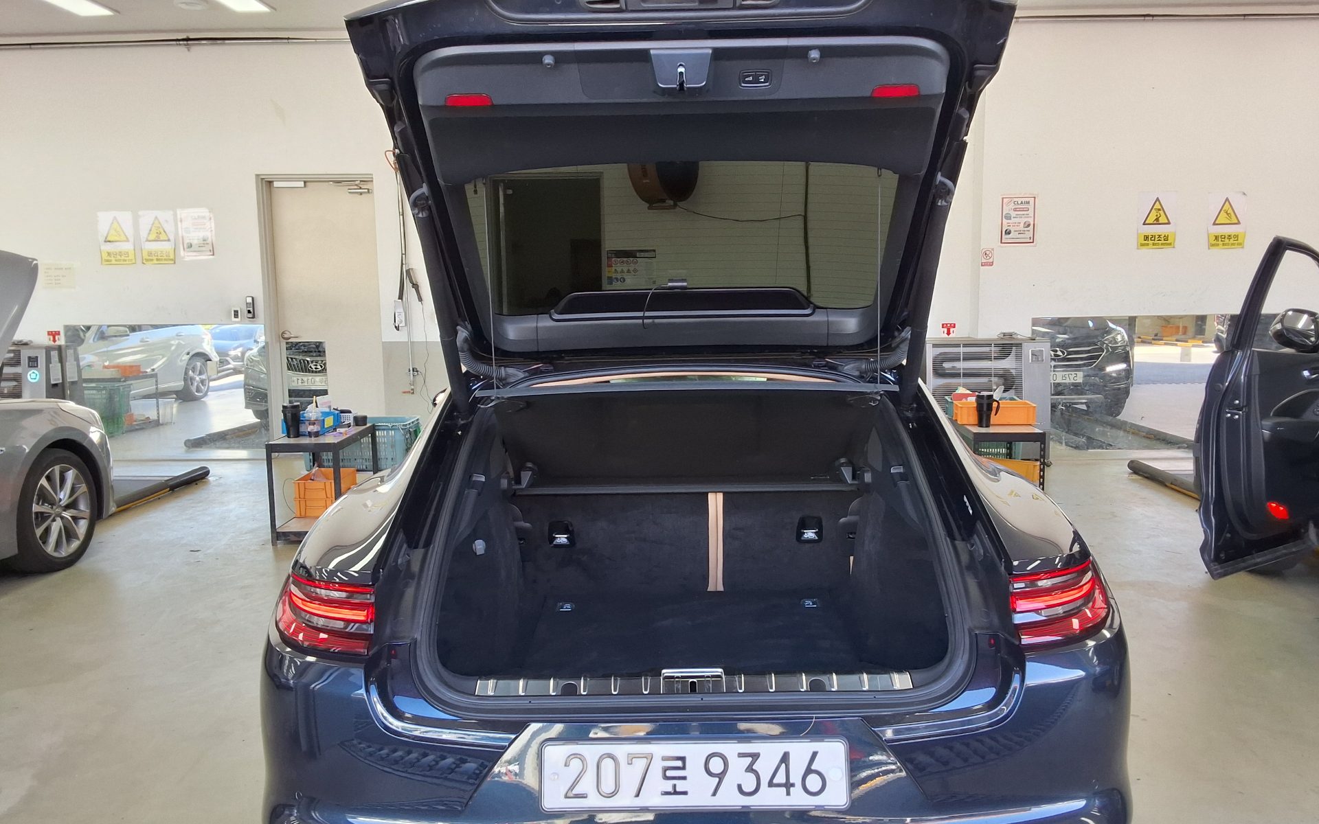 PORSCHE PANAMERA (2ND GEN) 3.0 4 2018 - zdjęcie 15