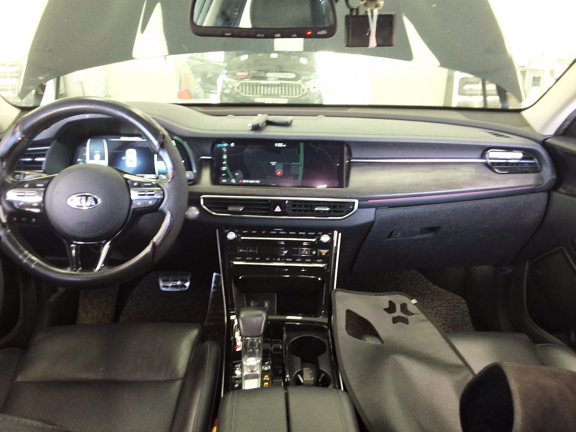 KIA K7 PREMIER HYBRID SIGNATURE 2020 - zdjęcie 11