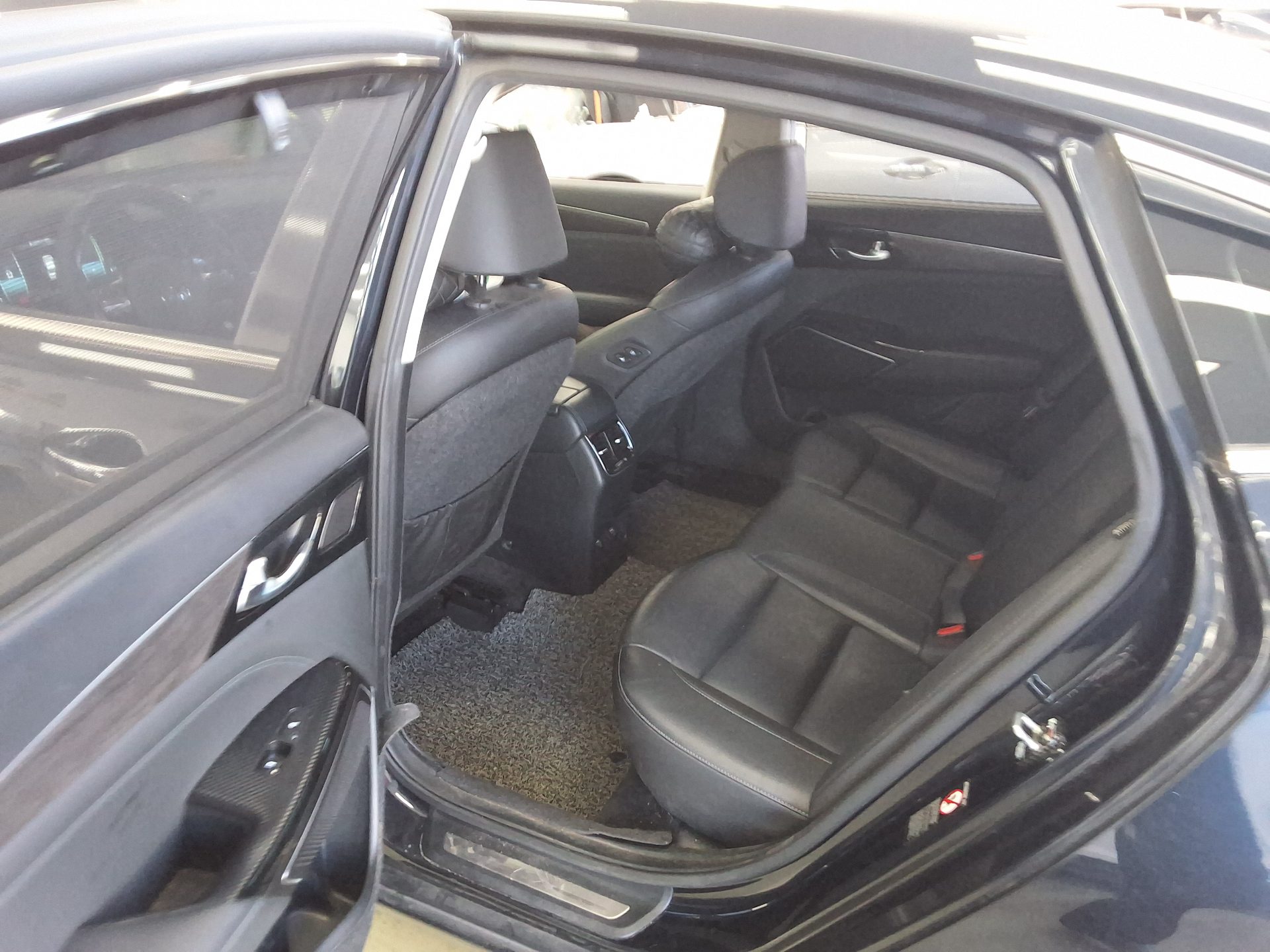 KIA K7 PREMIER HYBRID SIGNATURE 2020 - zdjęcie 12