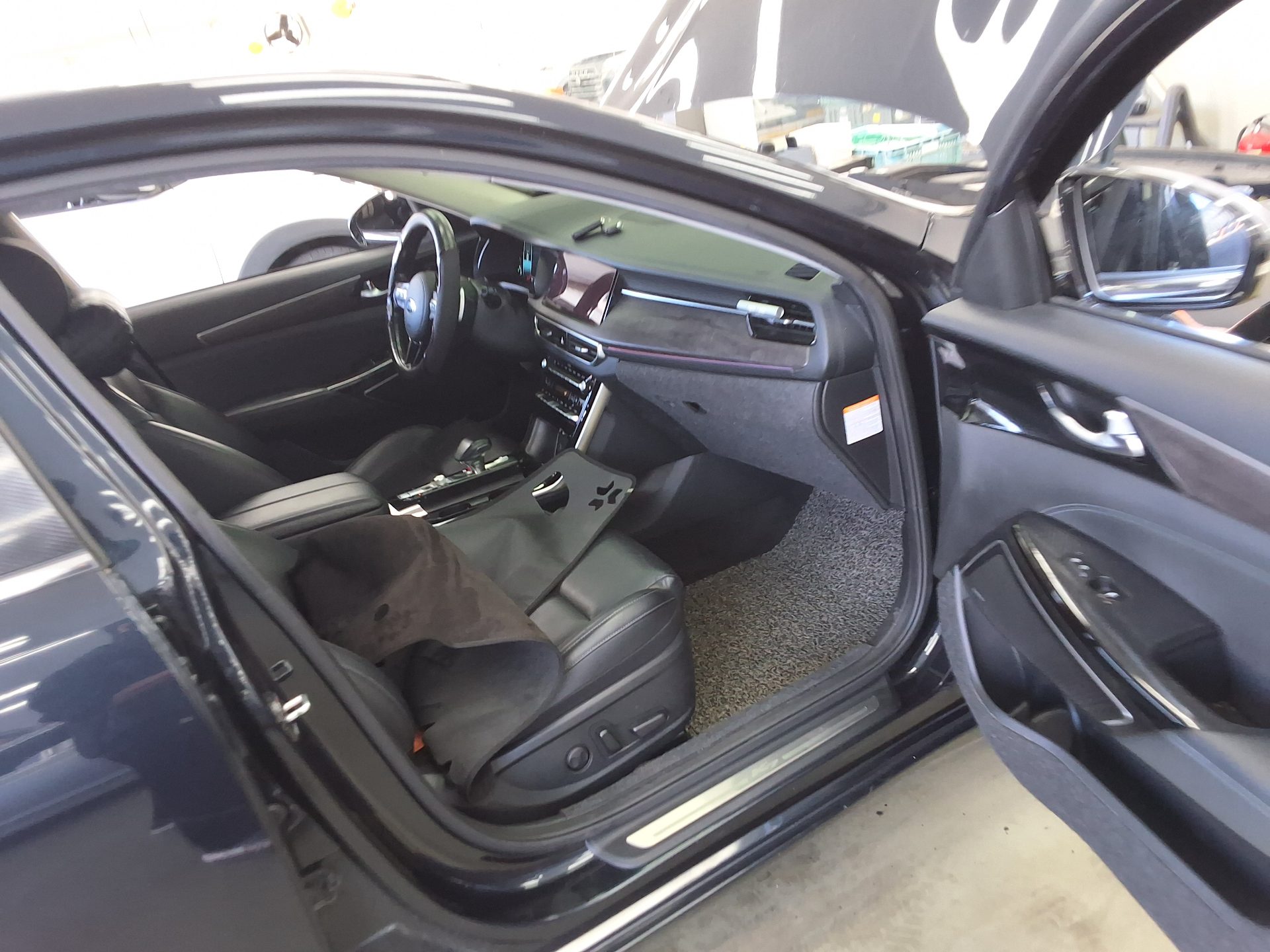 KIA K7 PREMIER HYBRID SIGNATURE 2020 - zdjęcie 14