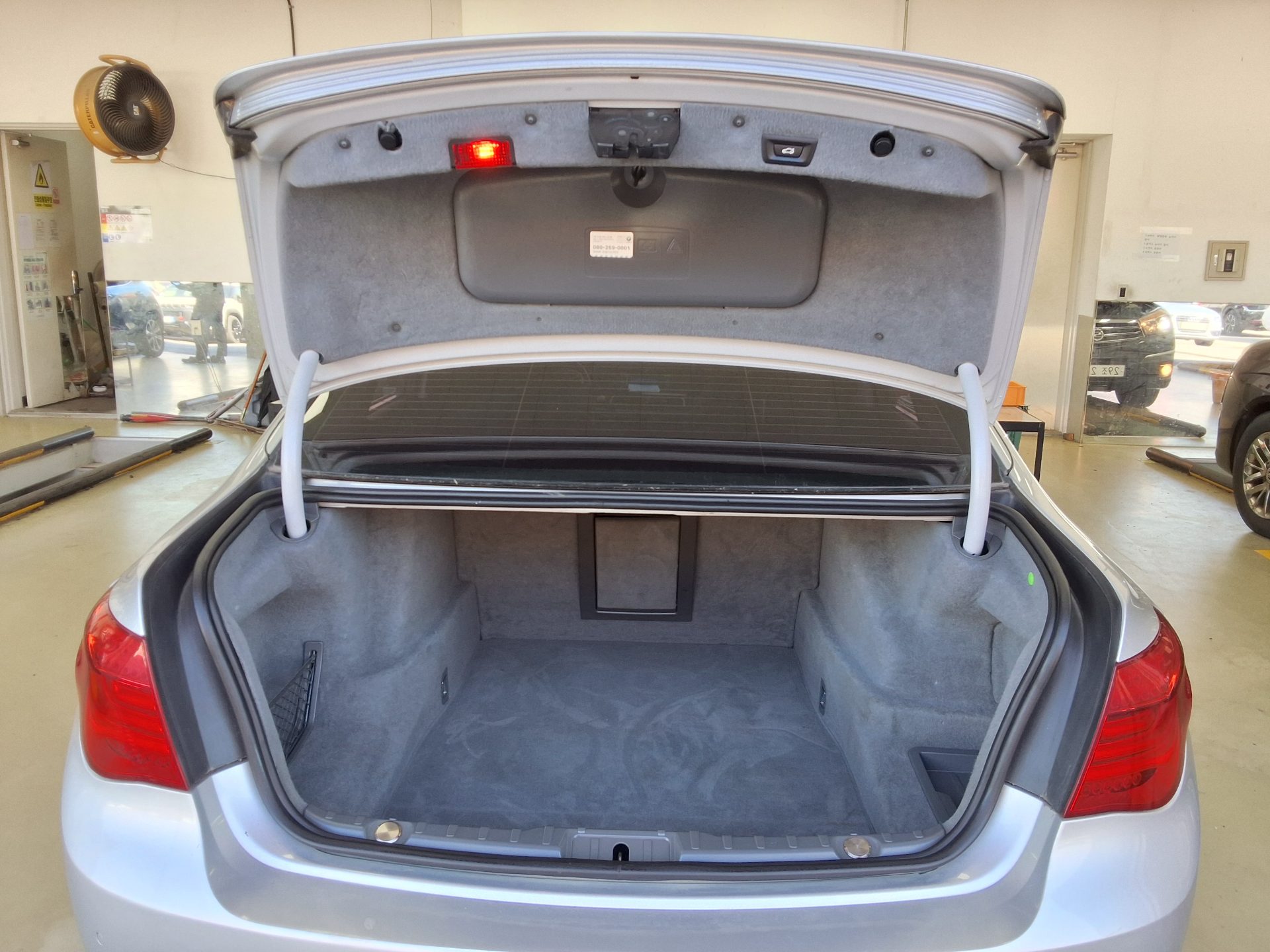 BMW 7 SERIES (5TH GEN) 740i 2012 - zdjęcie 15