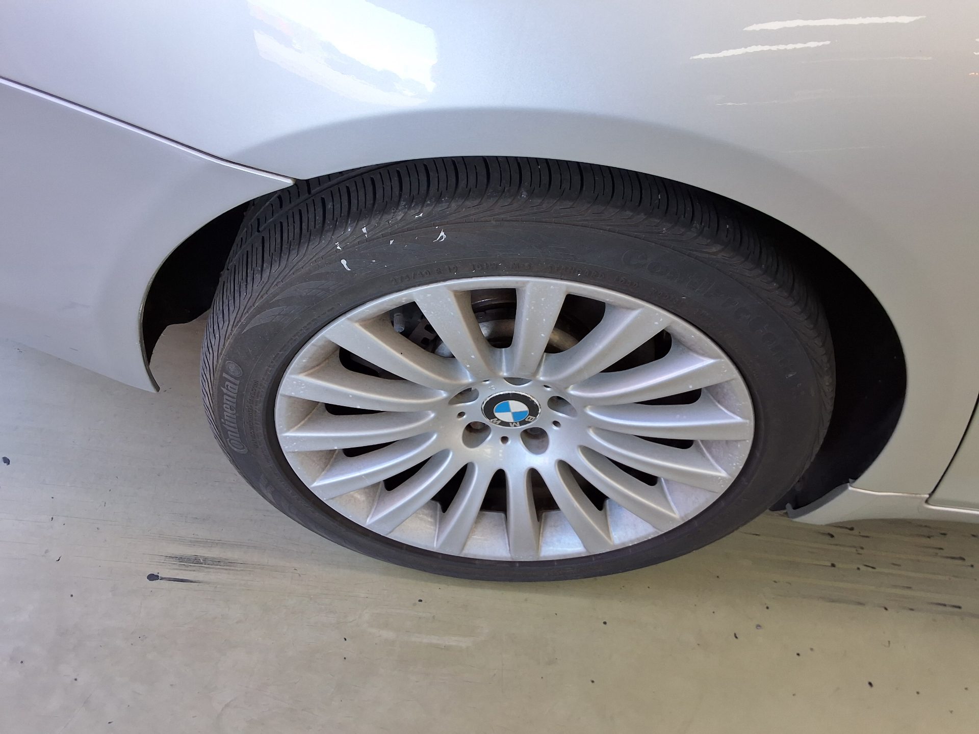 BMW 7 SERIES (5TH GEN) 740i 2012 - zdjęcie 28