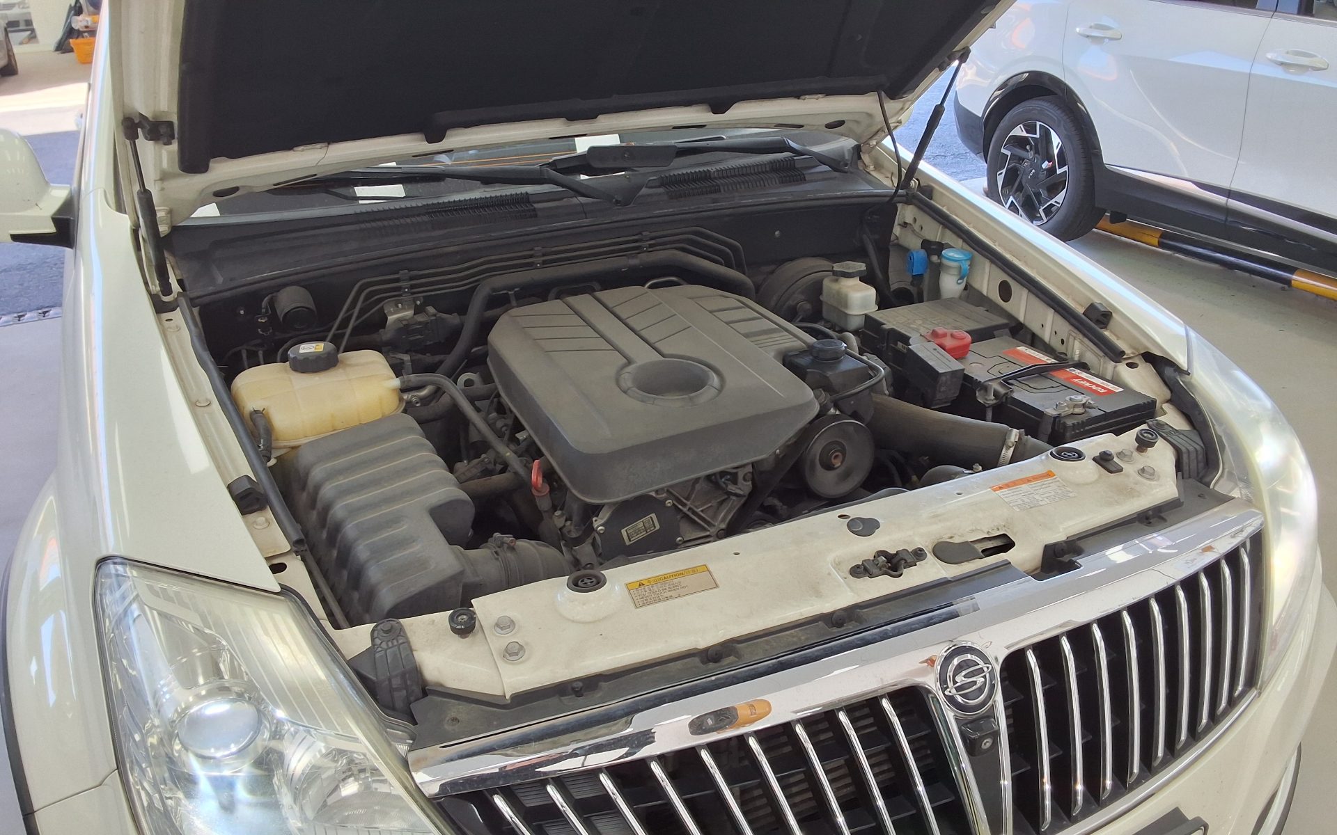 KG MOBILITY (SSANGYONG) REXTON W 2.2 2WD RX7 LUXURY 2016 - zdjęcie 22