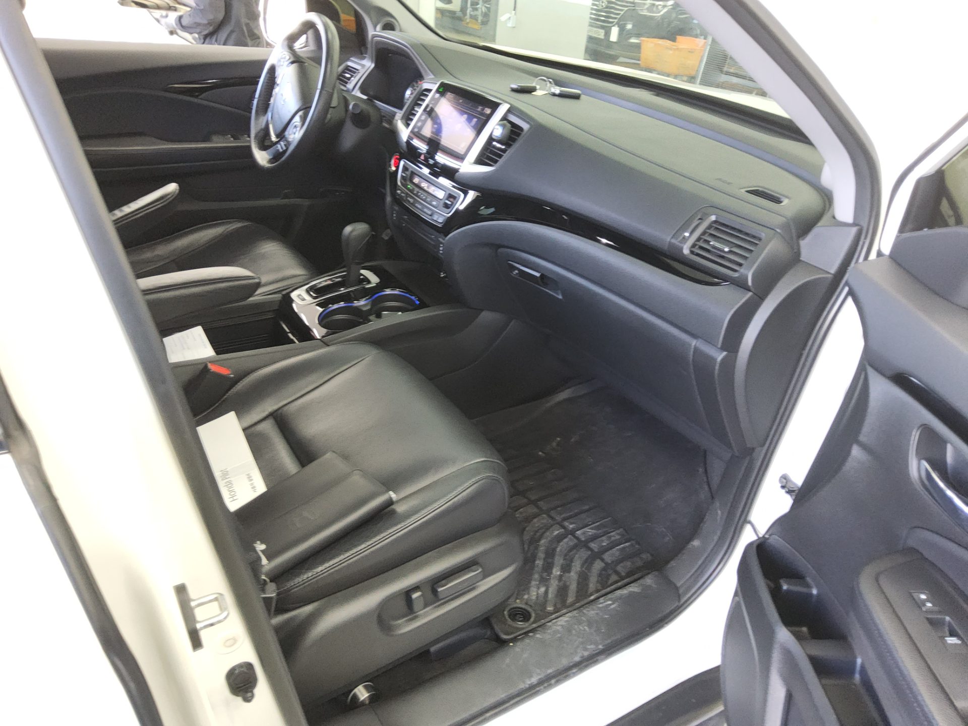 HONDA PILOT (3RD GEN) 3.5 V6 2016 - zdjęcie 14