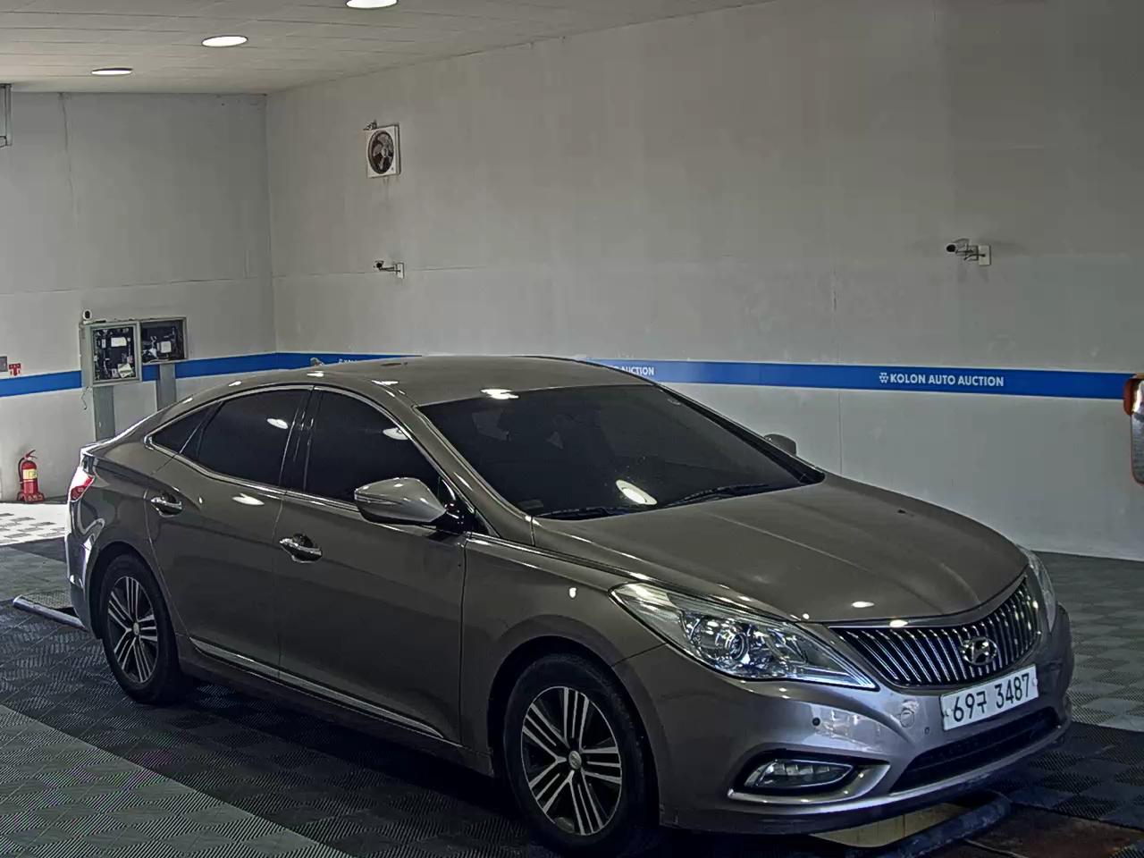 HYUNDAI GRANDEUR HG LPI DISABLED VEHICLE 2014 - zdjęcie 3
