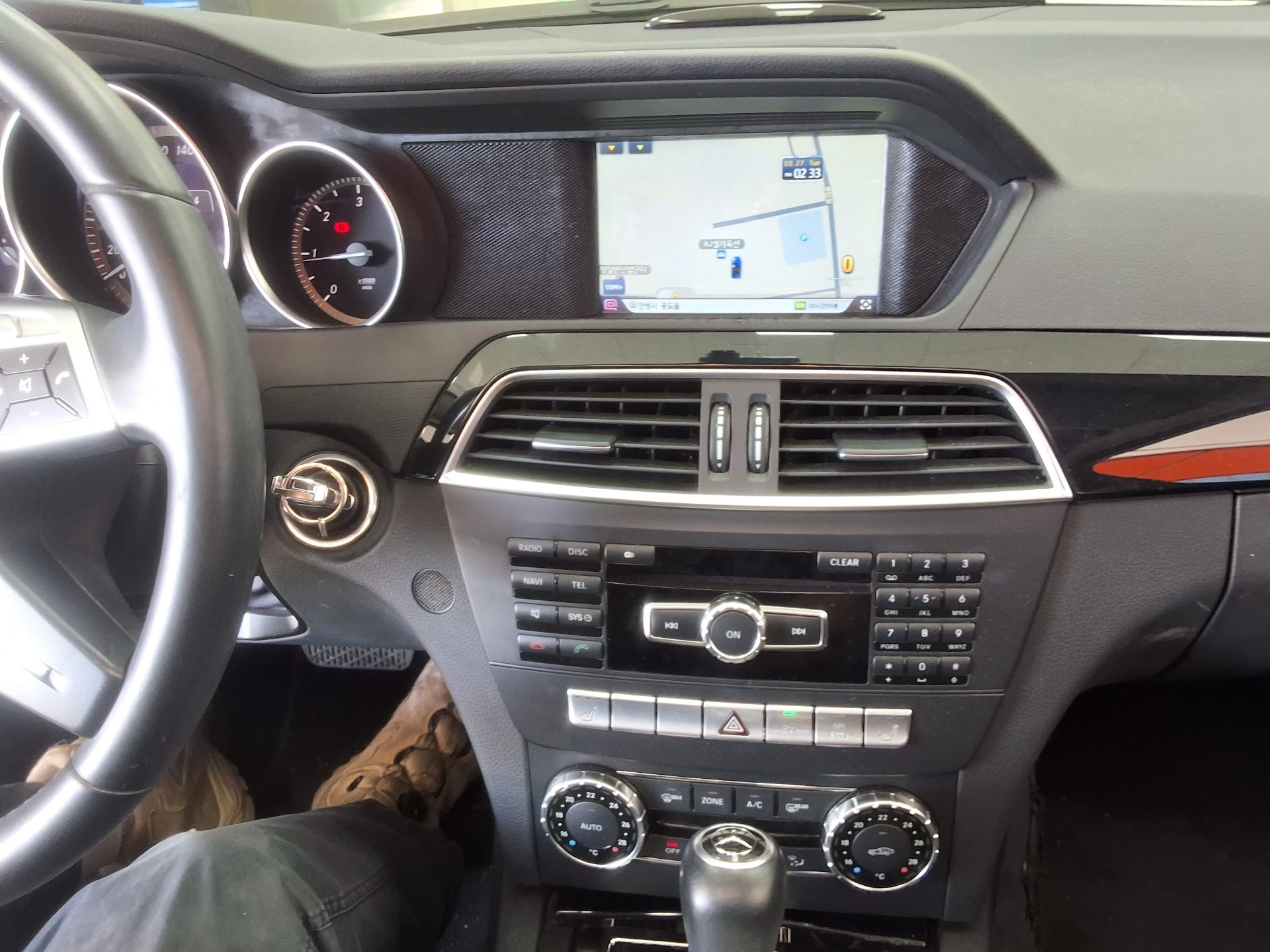 MERCEDES-BENZ C-CLASS (3RD GEN) C220 CDI 2013 - zdjęcie 25