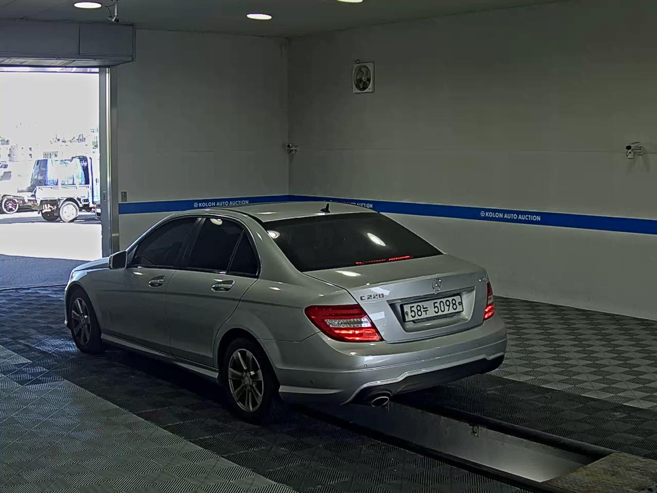 MERCEDES-BENZ C-CLASS (3RD GEN) C220 CDI 2013 - zdjęcie 6