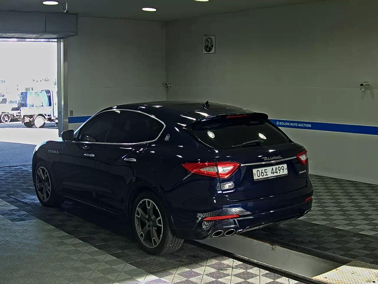 MASERATI LEVANTE 3.0 DIESEL 2017 - zdjęcie 6