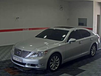Lexus LS 2012 — фото з SellCar Auction