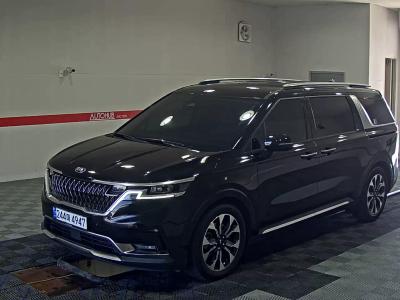 Kia Carnival 2021 — фото з SellCar Auction