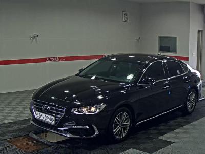 2018 Hyundai Grandeur
