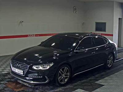 2018 Hyundai Grandeur