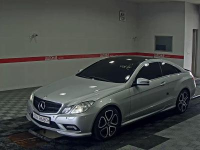 Mercedes-Benz E-Class 2011 — фото з SellCar Auction