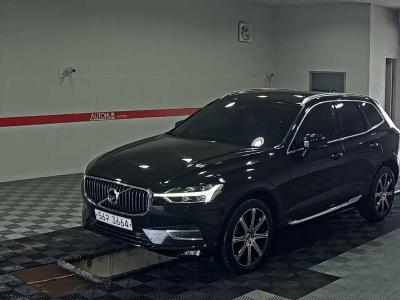 Volvo XC60 2018 — фото з SellCar Auction