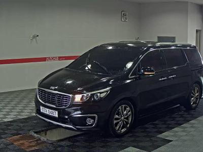 2016 Kia Carnival