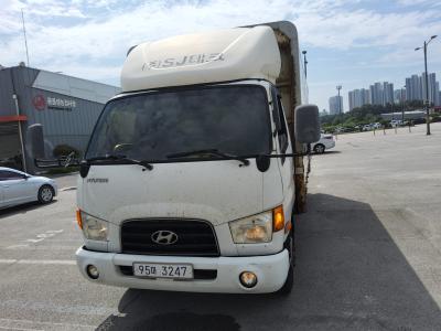 Hyundai E-Mighty 2010 — фото з SellCar Auction