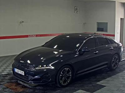 2022 Kia K5