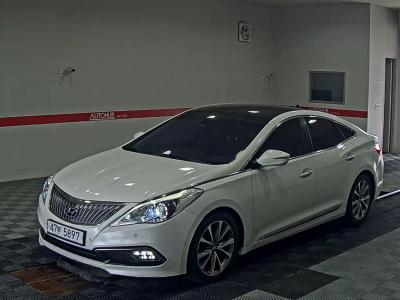 2015 Hyundai Grandeur