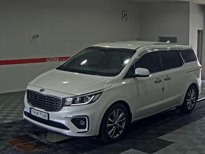 Kia Carnival 2019 — фото з SellCar Auction