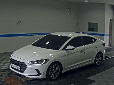 Hyundai Elantra 2016 — фото з SellCar Auction