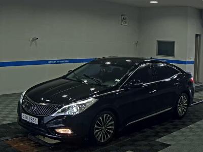 2014 Hyundai Grandeur