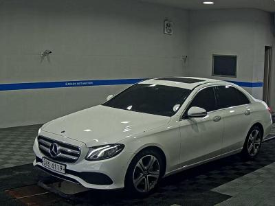 Mercedes-Benz E-Class 2019 — фото з SellCar Auction