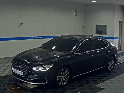 2018 Hyundai Grandeur