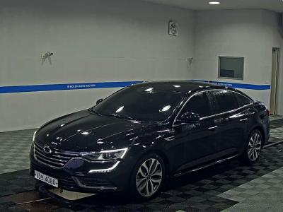 Renault SM6